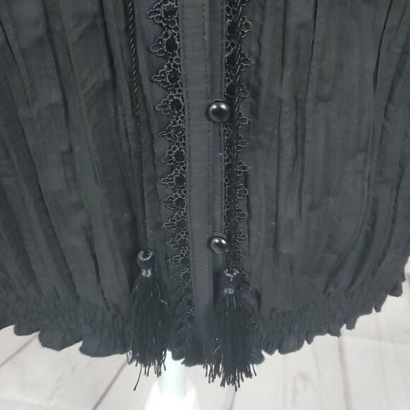 Harve Benard, Black Button up w/ tassel tie front - Picture 10 of 12